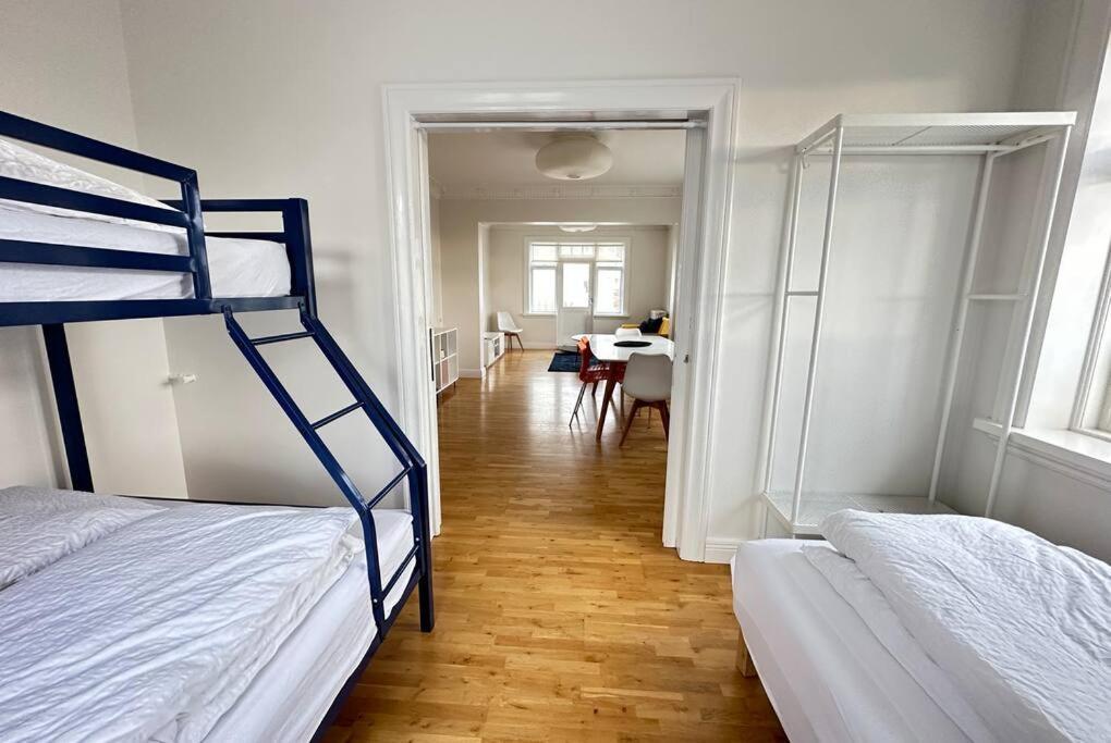 Beautiful 2 Bedroom Apartment Downtown 레이캬비크 외부 사진